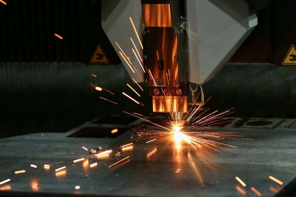 best way to cut stainless steel sheet