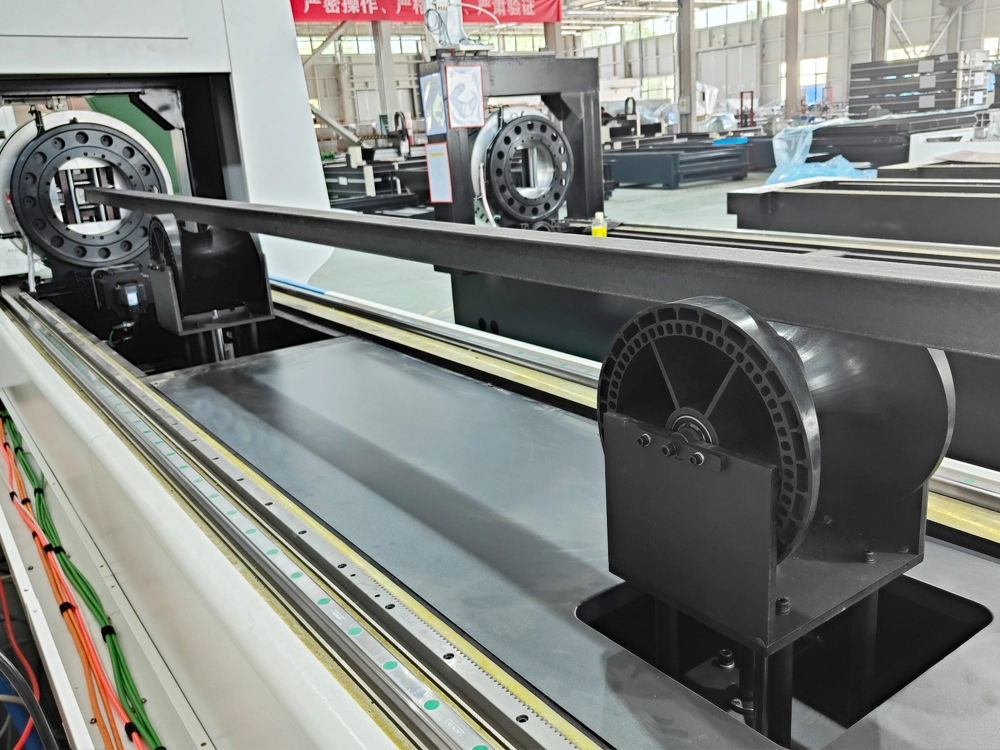 cnc laser tube cutting machine
