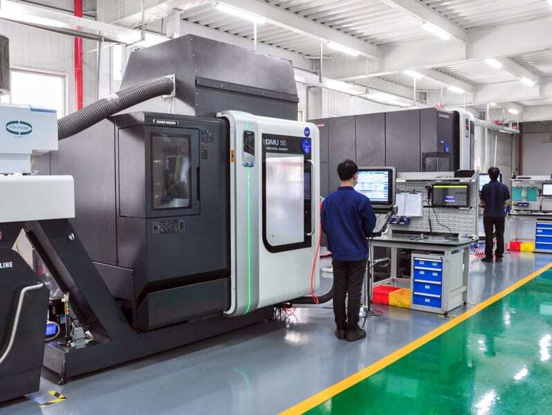 5 axis cnc machining center