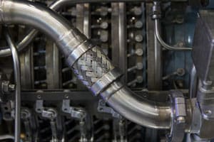 nitric acid stainless steel